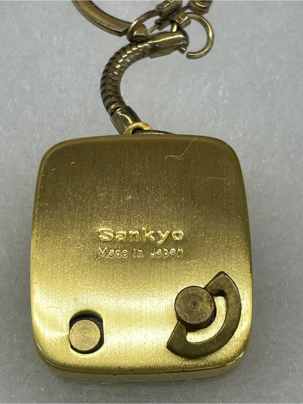 Gold-Tone Floral Key & Card Holder Keychain - Green and Red